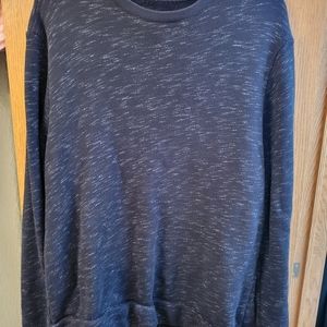 **SALE** Men's Native Youth Sweatshirt XL